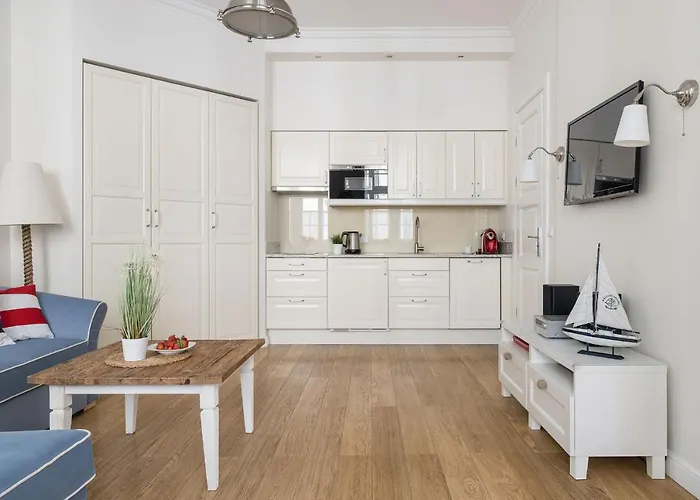 Sanhaus - Kalifornia, Marina I Floryda - Stylowe 200 M Od Plazy Apartment *